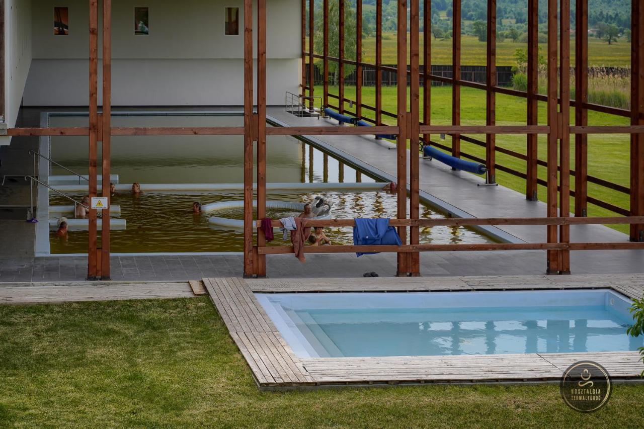Nosztalgia Resort Vlăhița Exterior foto